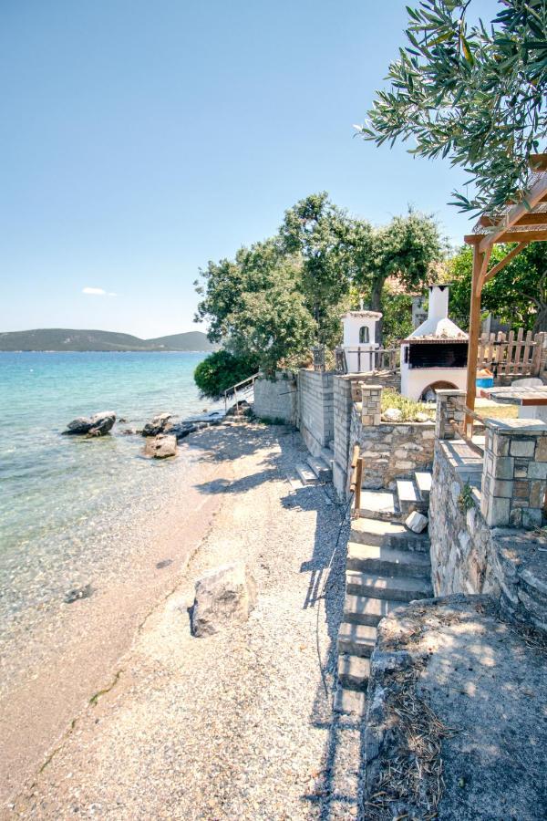 Villas Nies Seaside Appartments Sourpi Exterior photo