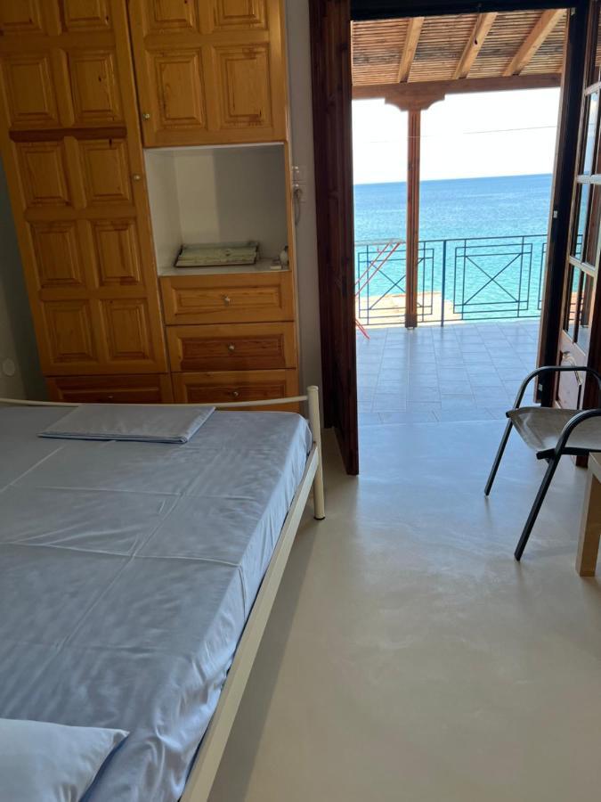 Villas Nies Seaside Appartments Sourpi Exterior photo